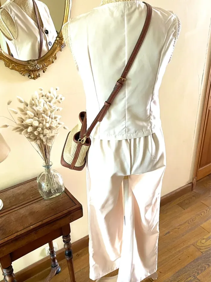 Sublime Ensemble Élégant Écru Neuf - Top & Pantalon - Taille S/M - photo numéro 11