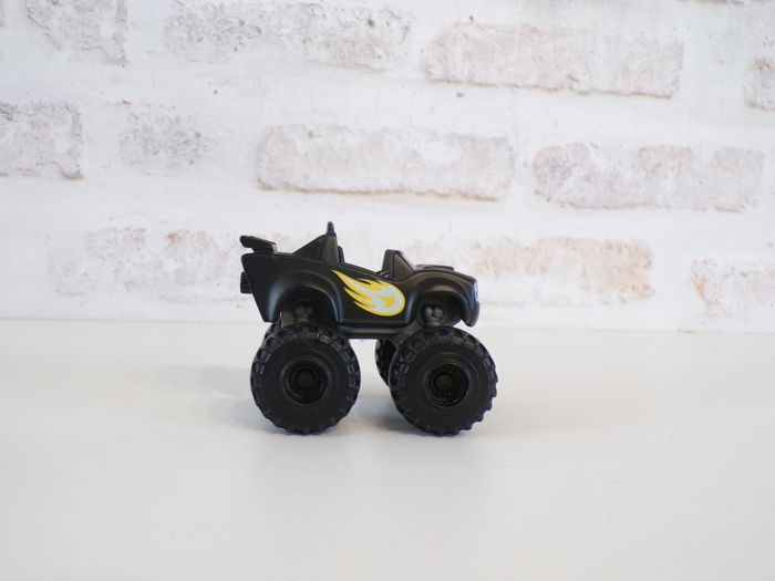 Monster Trucks - Blaze - Les monstres Machines (J5) - photo numéro 3