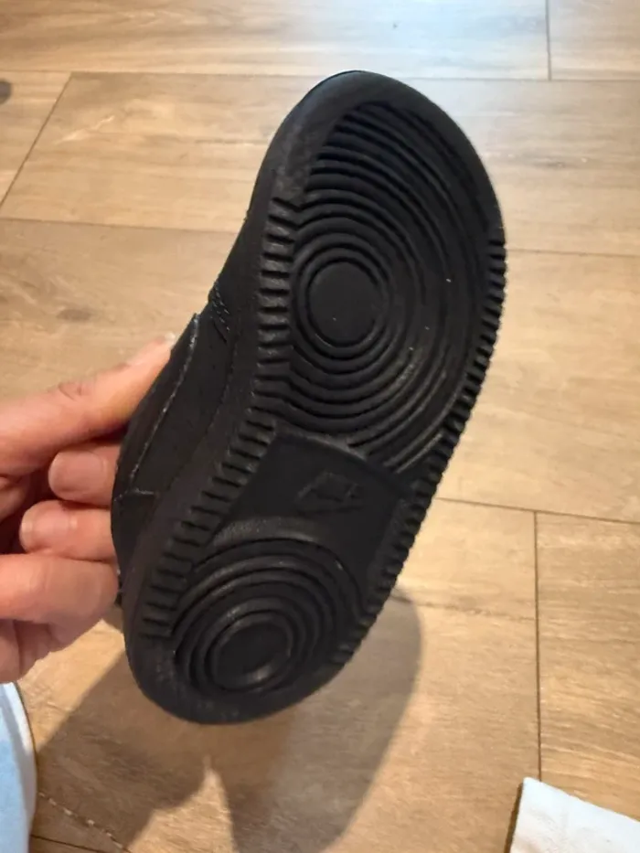 Baskets Nike neuves - photo numéro 6