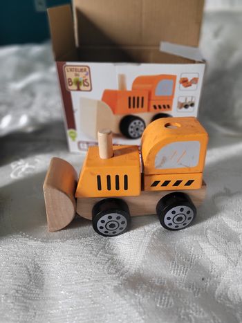Tractopelle empilable en bois