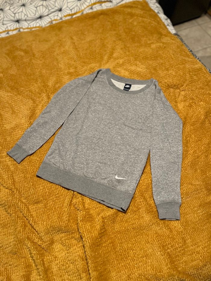 Pull Nike Gris XS