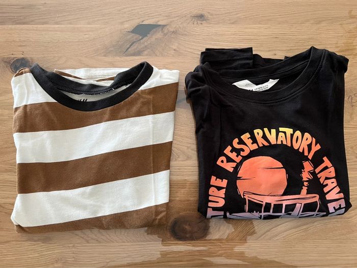Lot 2 tee-shirt manches courtes garçon H&M 110/116cm