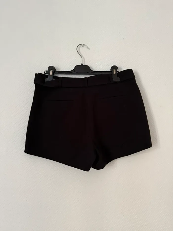 Mini short en bon état noir taille 36 etam - photo numéro 3