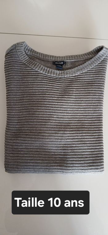 Pull garçon Taille 10 ans marque Kiabi m