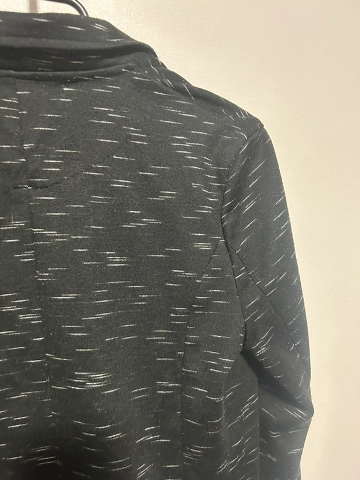 Veste blazer noire à lignes blanches • Ligne à suivre • Taille 38 - photo numéro 13