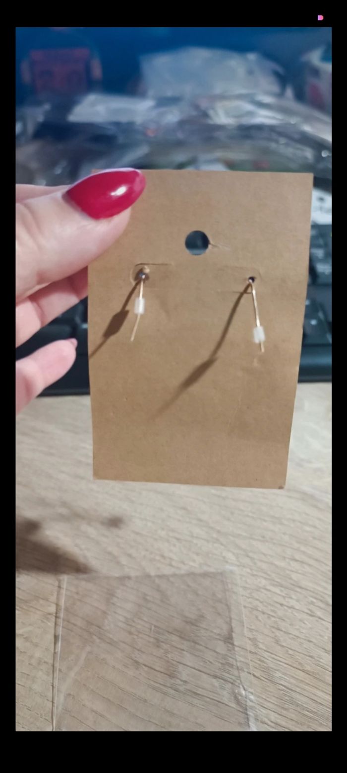 Boucle d'oreille doré - photo numéro 3