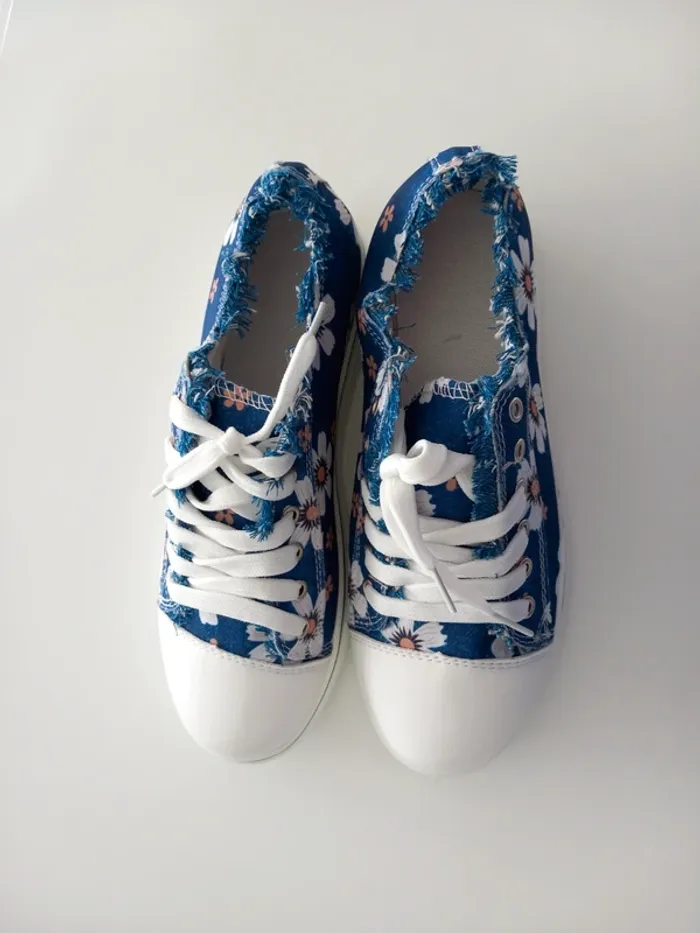 Chaussures en toile à lacets et ourlet à franges - photo numéro 2