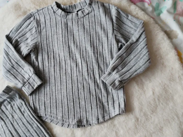 Ensemble pantalon et haut côtelé 6 ans neuf gris - photo numéro 2