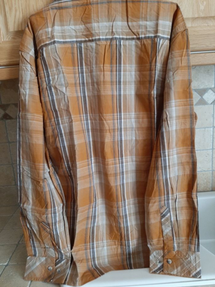 Chemise à carreaux - photo numéro 2