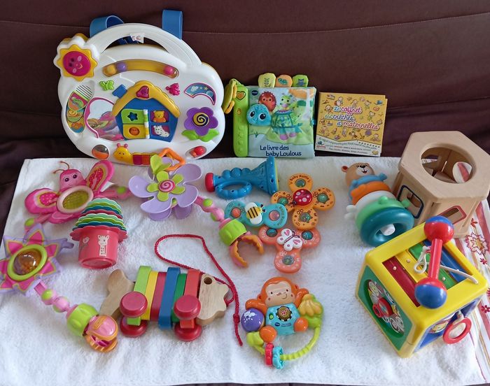 Lot de jouets premier âge