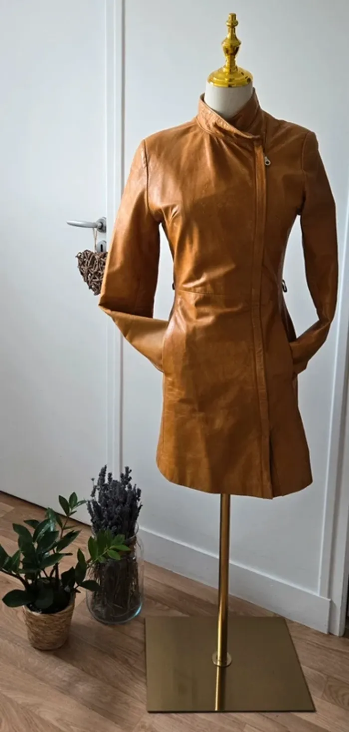 Veste en cuir de Vachette Camel taille 2 fabriquée en France🇨🇵 - photo numéro 2