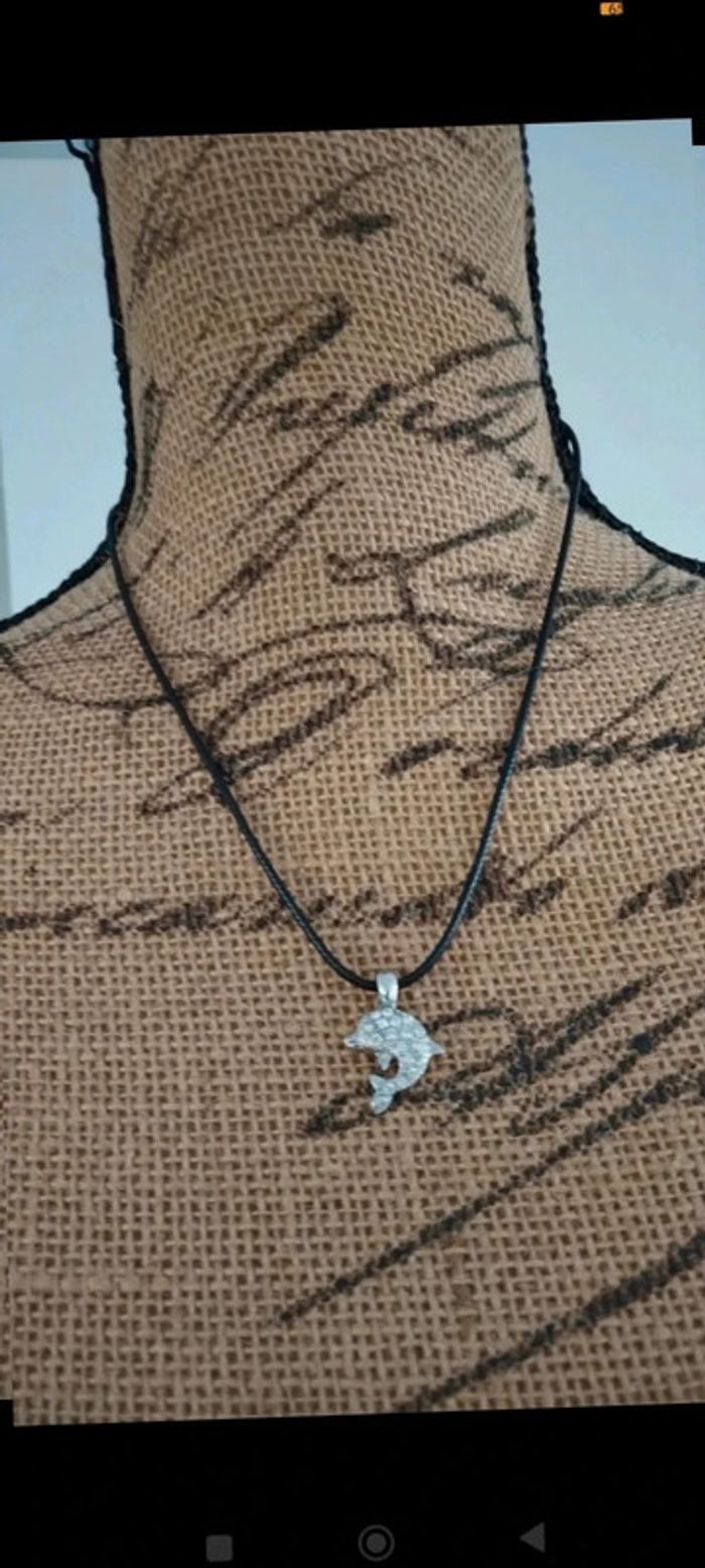 Collier pendentif dauphin - photo numéro 3