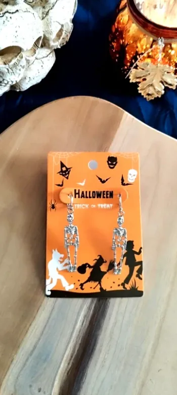 Boucles d'oreilles squelette