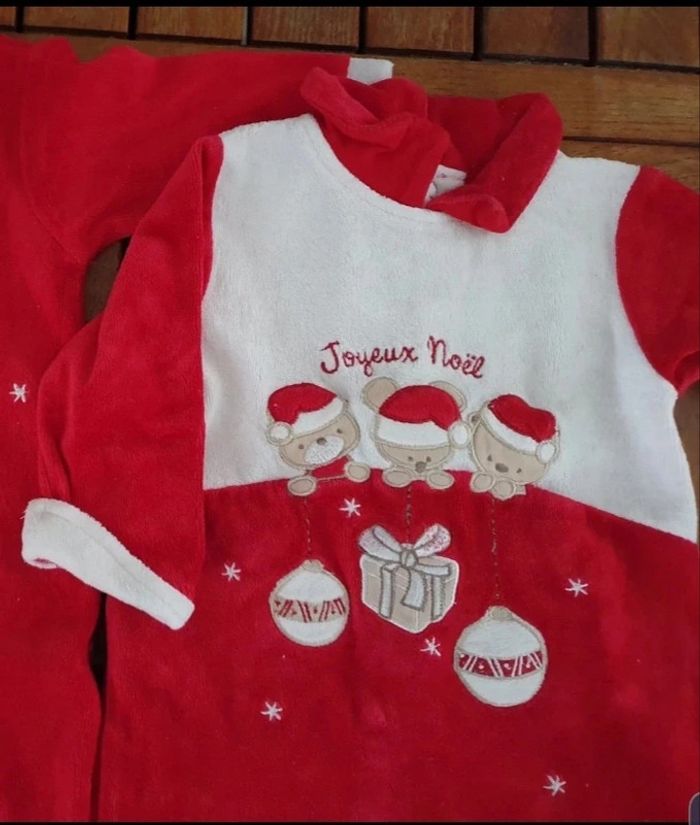Pyjama de Noël, 3 mois - photo numéro 2