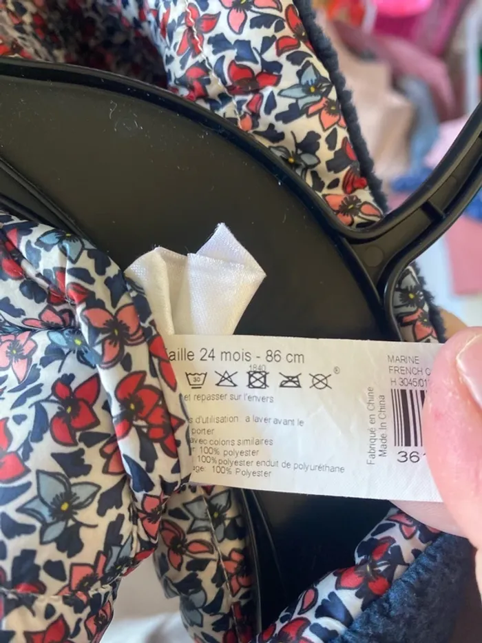 Veste sans manches très chaude taille 24 - photo numéro 4