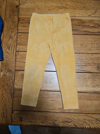 Pantalon legging velours jaune 4ans