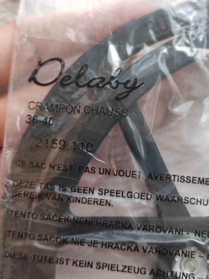 Crampons chaussures 36/40 - photo numéro 2