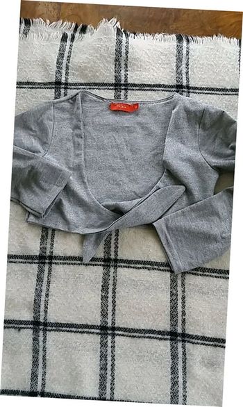 Bolero fille taille 6 ans