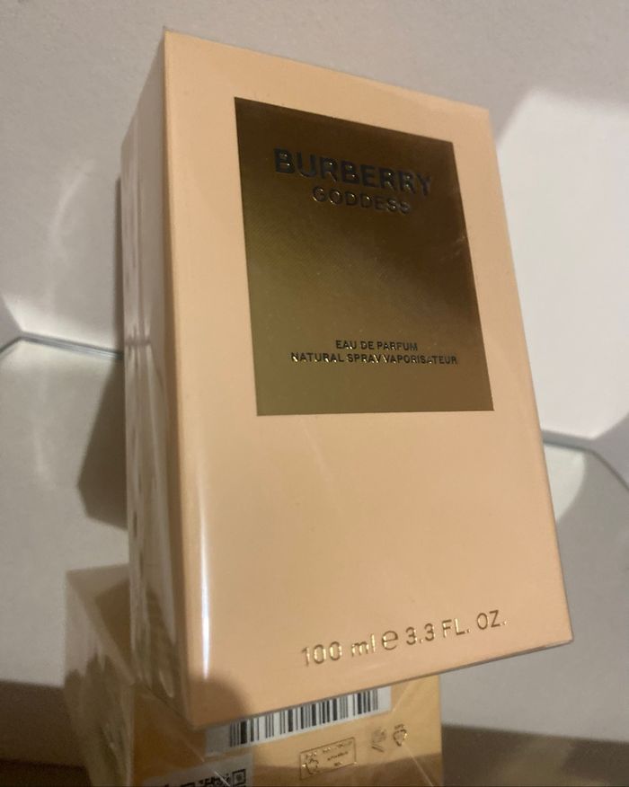 Parfum burberry goddess - photo numéro 2