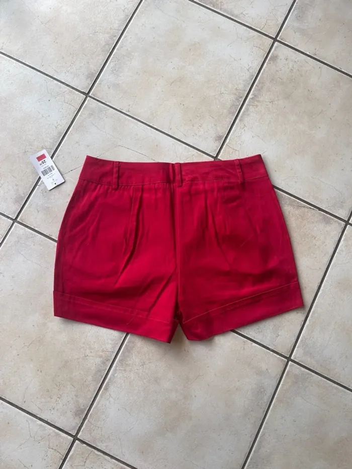 Short femme élégant - photo numéro 4