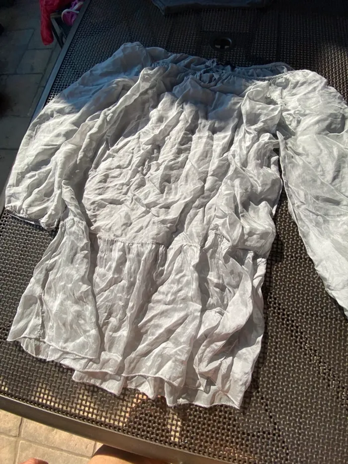 Blouse soyeuse grise taille unique - photo numéro 9