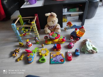 Lot jeux bébé