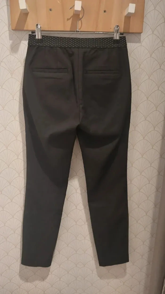 Pantalon Zara noir - photo numéro 2