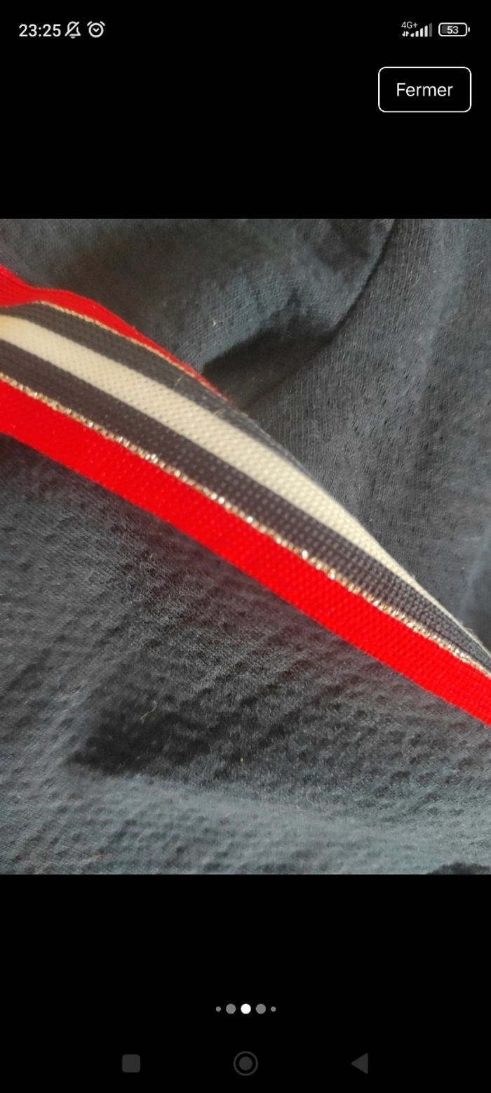 Lot vêtements fille 5 ans avec sweat pantalon et gilet zippé - photo numéro 4