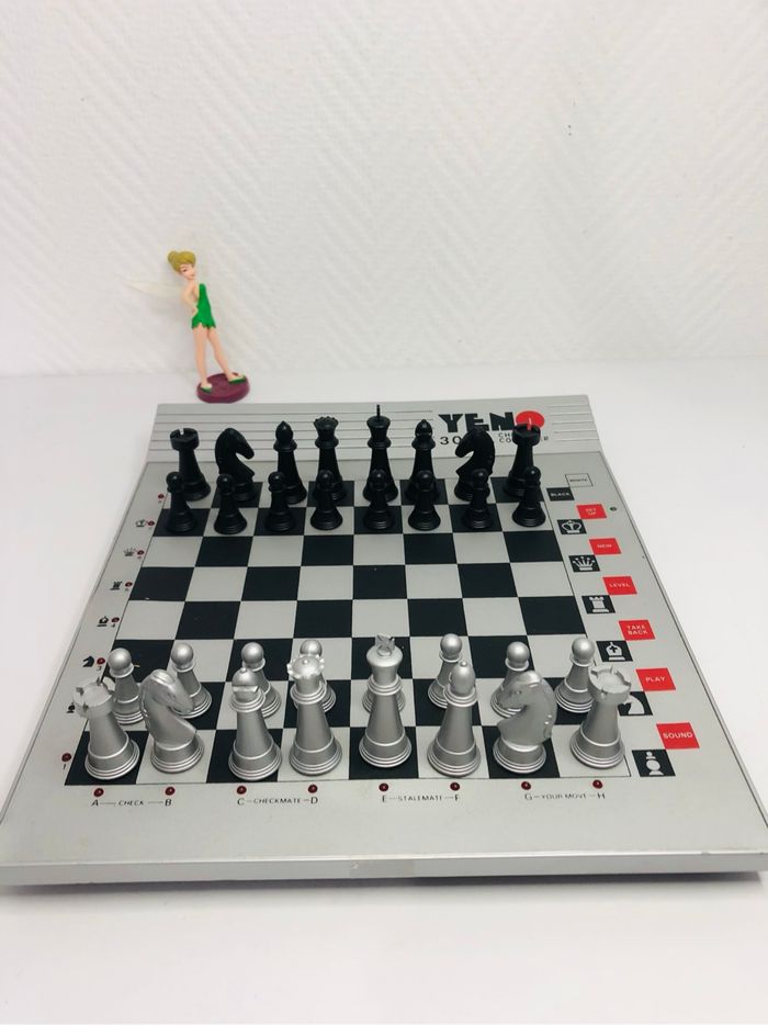 Échiquier électronique Yeno 301XL - photo numéro 4