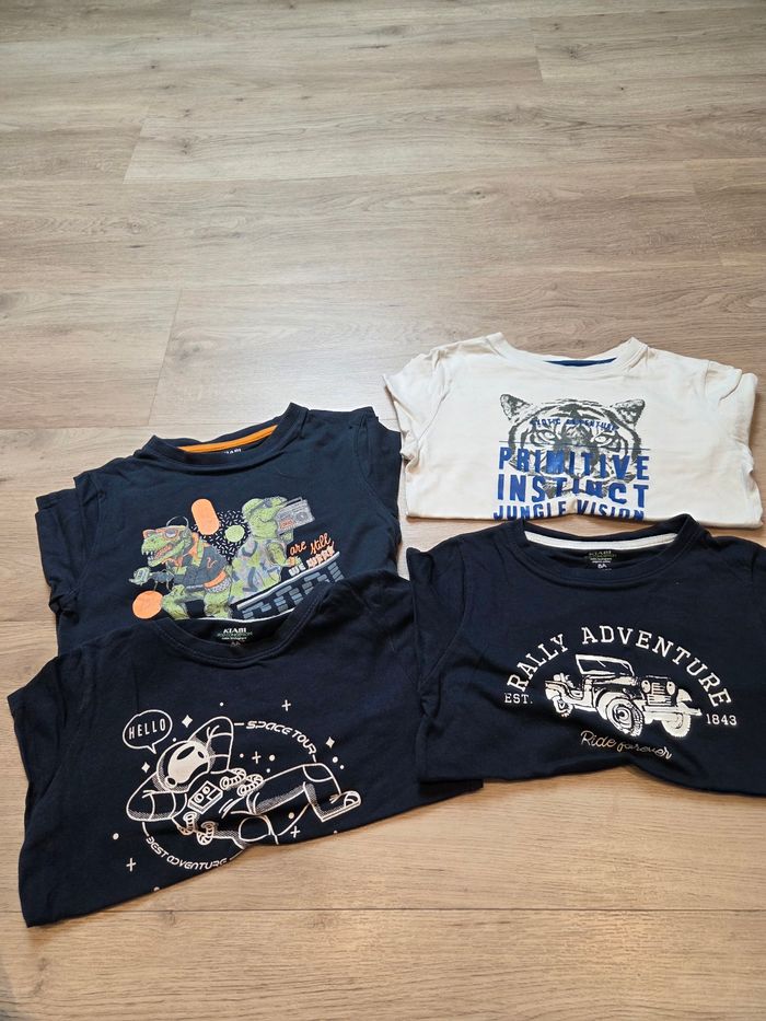 Lot 4 T-shirts manches longues 8 ans