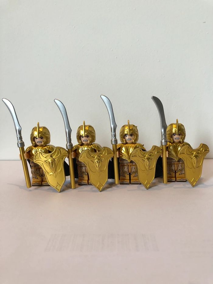 Figurine type lego 4soldats elfes. le seigneur des anneaux