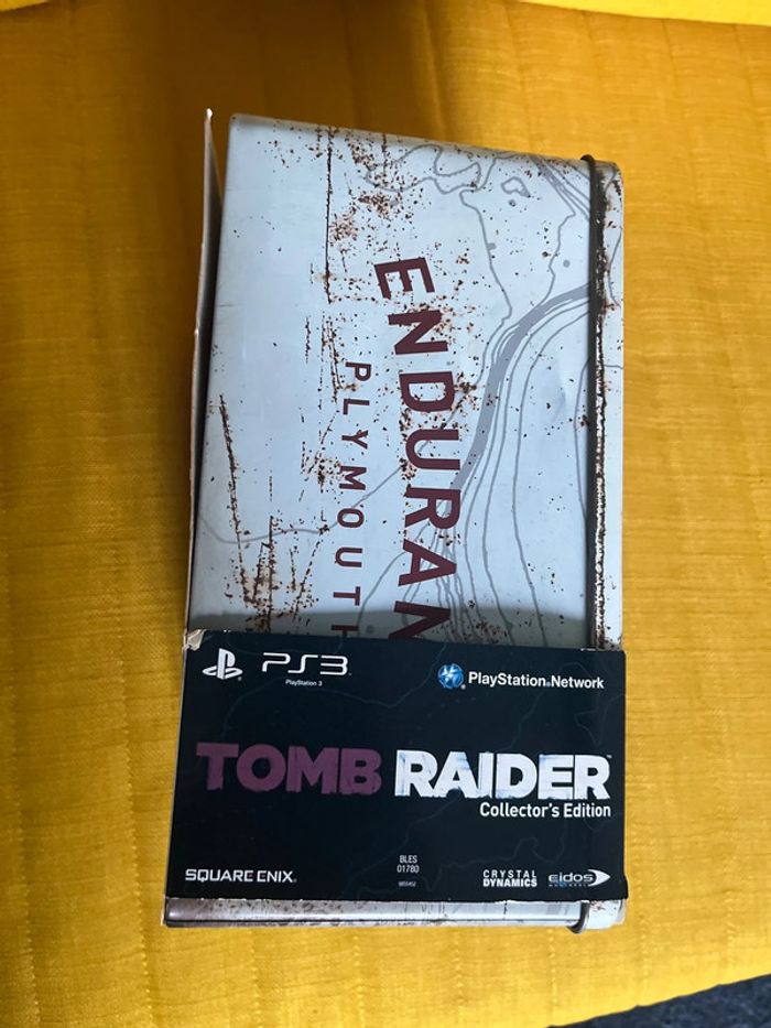 TomB raider collector ´s édition survival kit ps3 - photo numéro 3