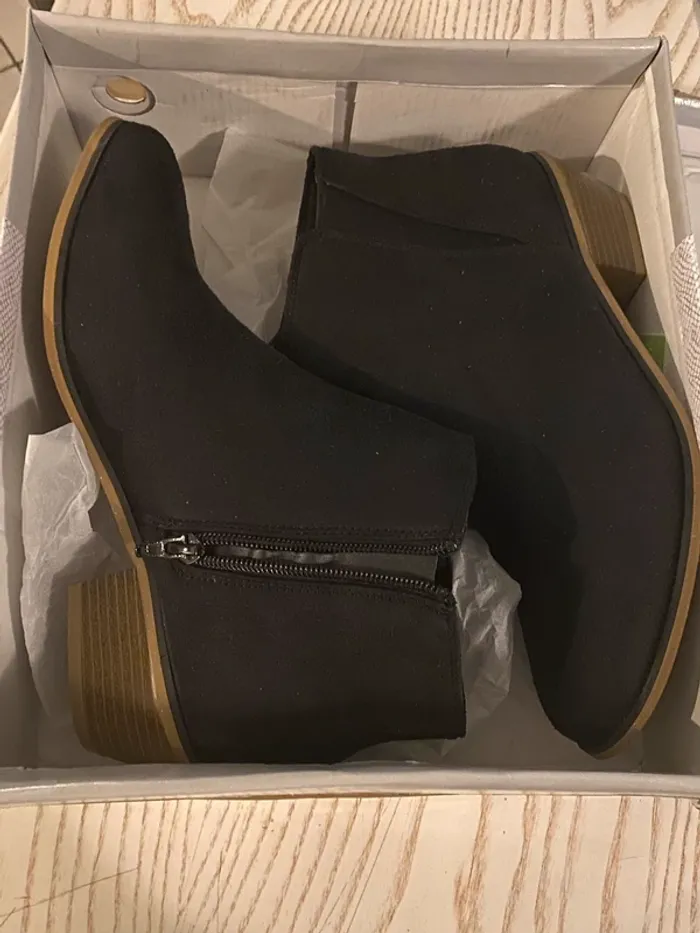 superbe bottine noir 38 fermeture zip neuve la halle - photo numéro 2