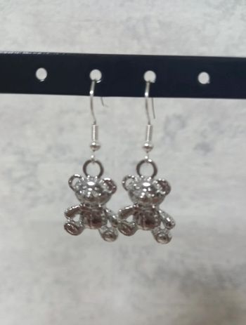 Boucle d'oreille ours