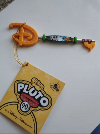Clé Disney pluto neuf