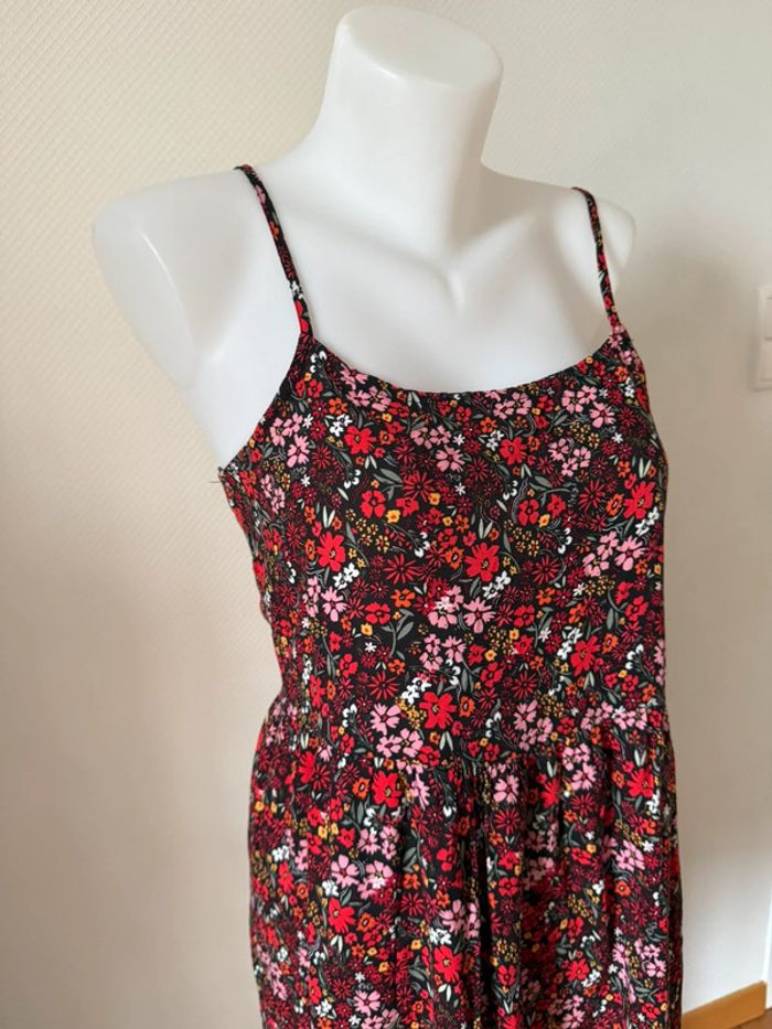Robe à fleur en très bon état C&A taille 36 - photo numéro 2