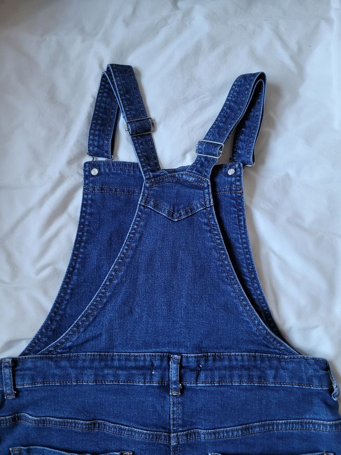 Salopette en jeans - photo numéro 3