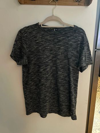 Bizzbee tee shirt taille L rayé gris