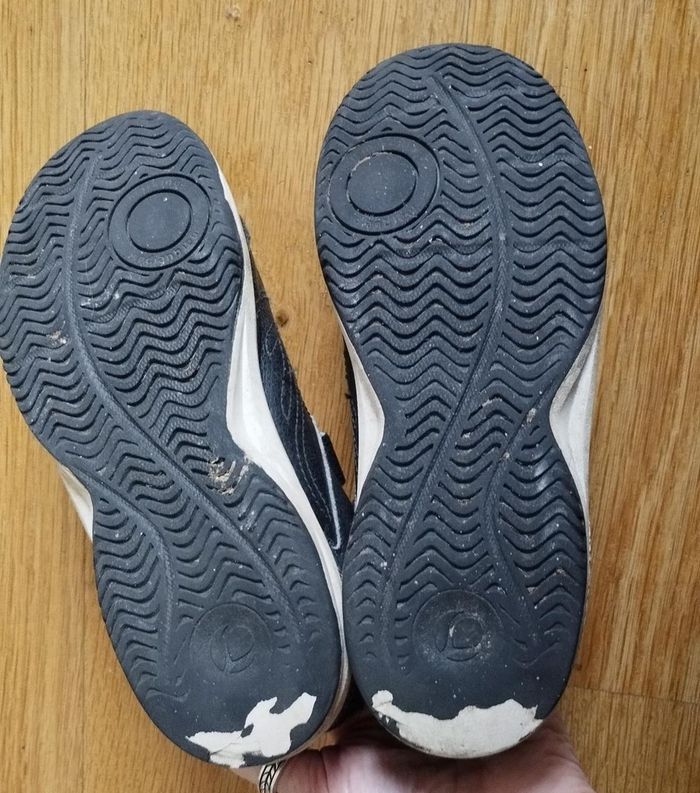2 paires de baskets Artengo pointure 34 - photo numéro 10