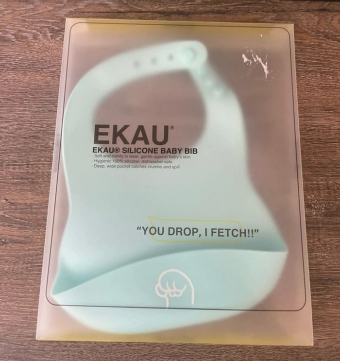 Bavoir silicone bleu neuf