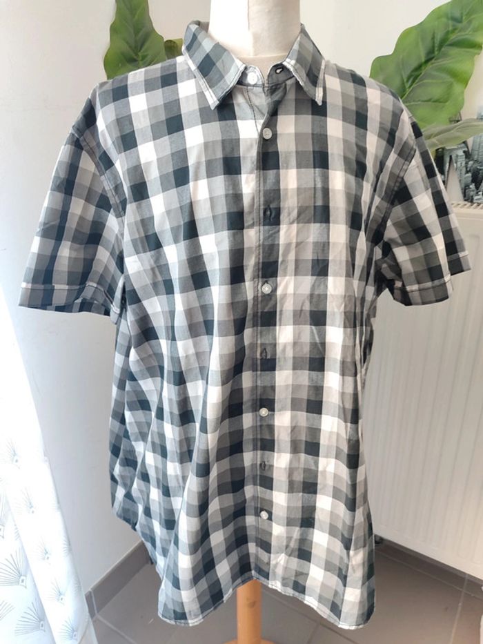 Chemise manches courtes