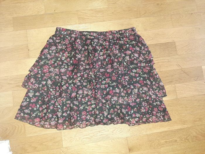 Jupe légère à volants