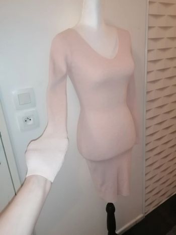 Robe pull fin rose poudré