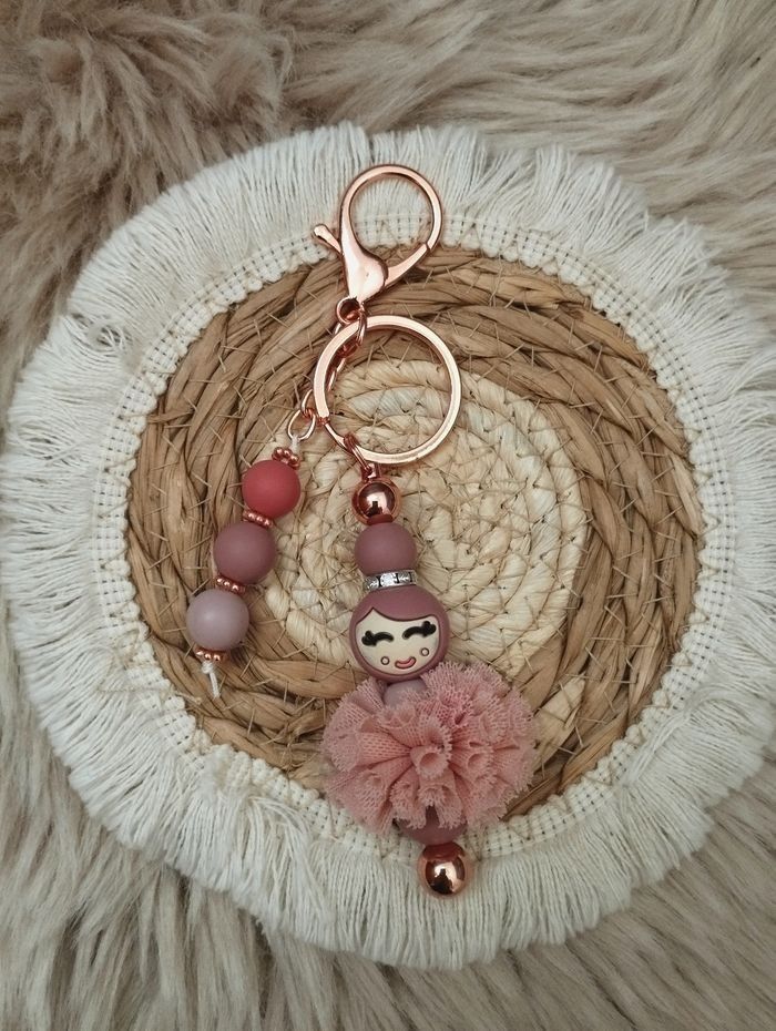 Porte clé poupee