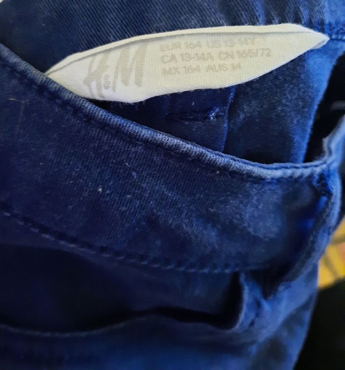 Short en jeans avec dentelle - photo numéro 3