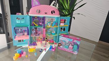Maison Gabby chat