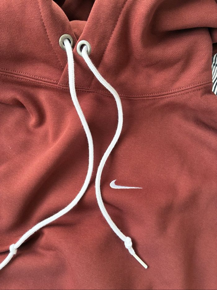 Ensemble Nike Solo Swooch Rouge - Taille M - Neuf - photo numéro 5