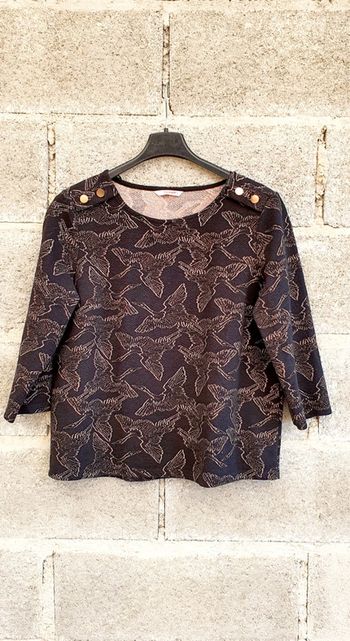 Très beau pull de chez camaïeu taille 38 en excellent état 👌