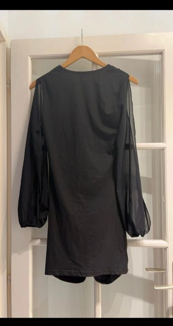 Robe Shaina