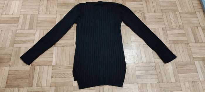 Pull noir col V - photo numéro 5